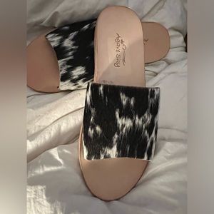 Cow print leather sandals